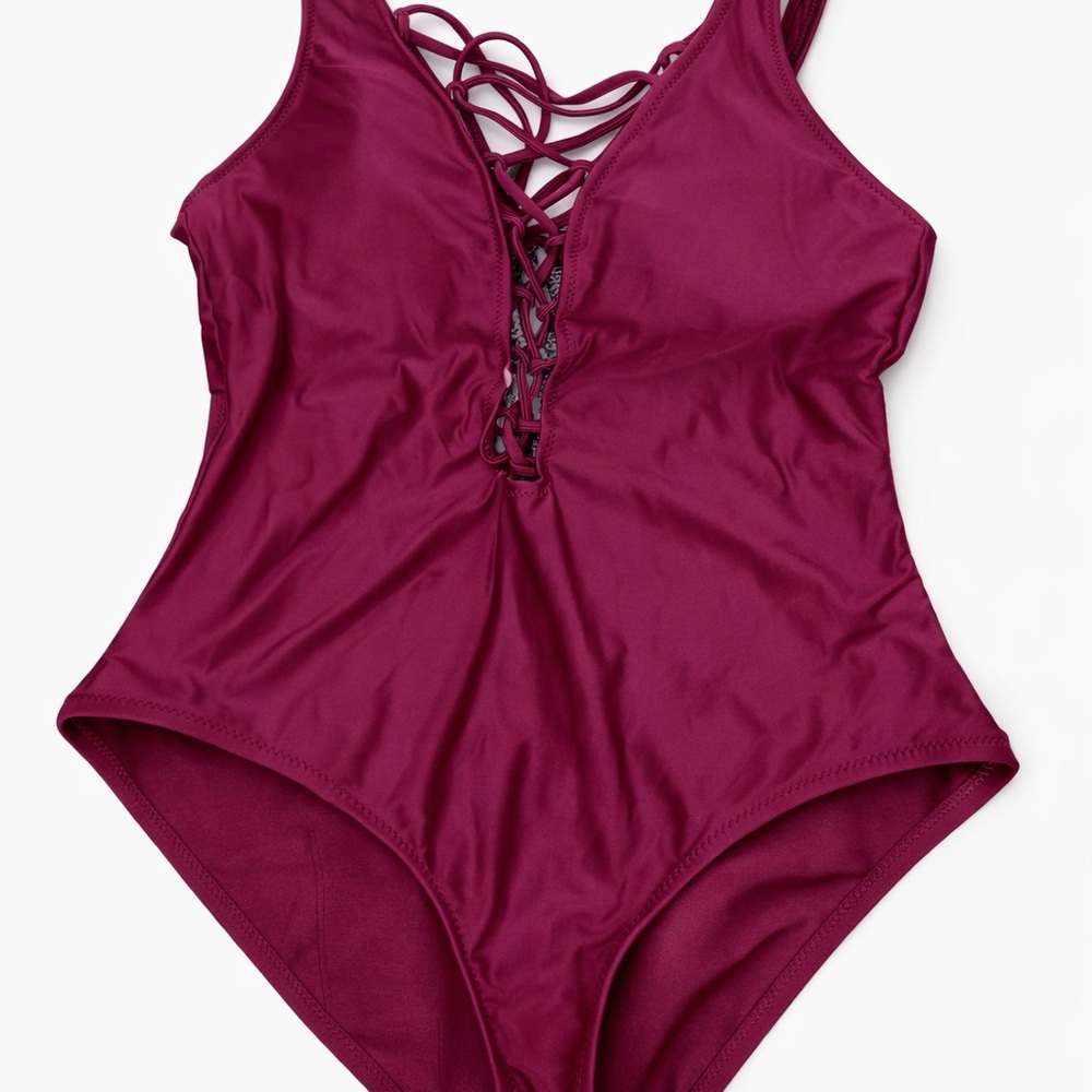 Chic Women's Maroon Lace-Up One Piece Swimsuit